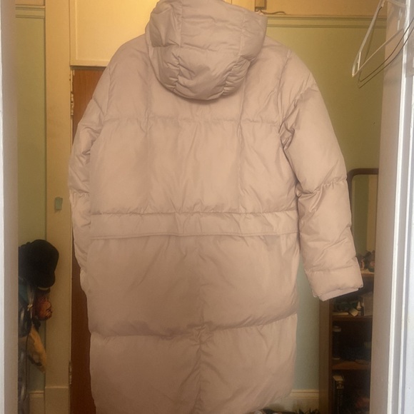 Hudson North coat from Hudson Bay co. - Picture 5 of 5